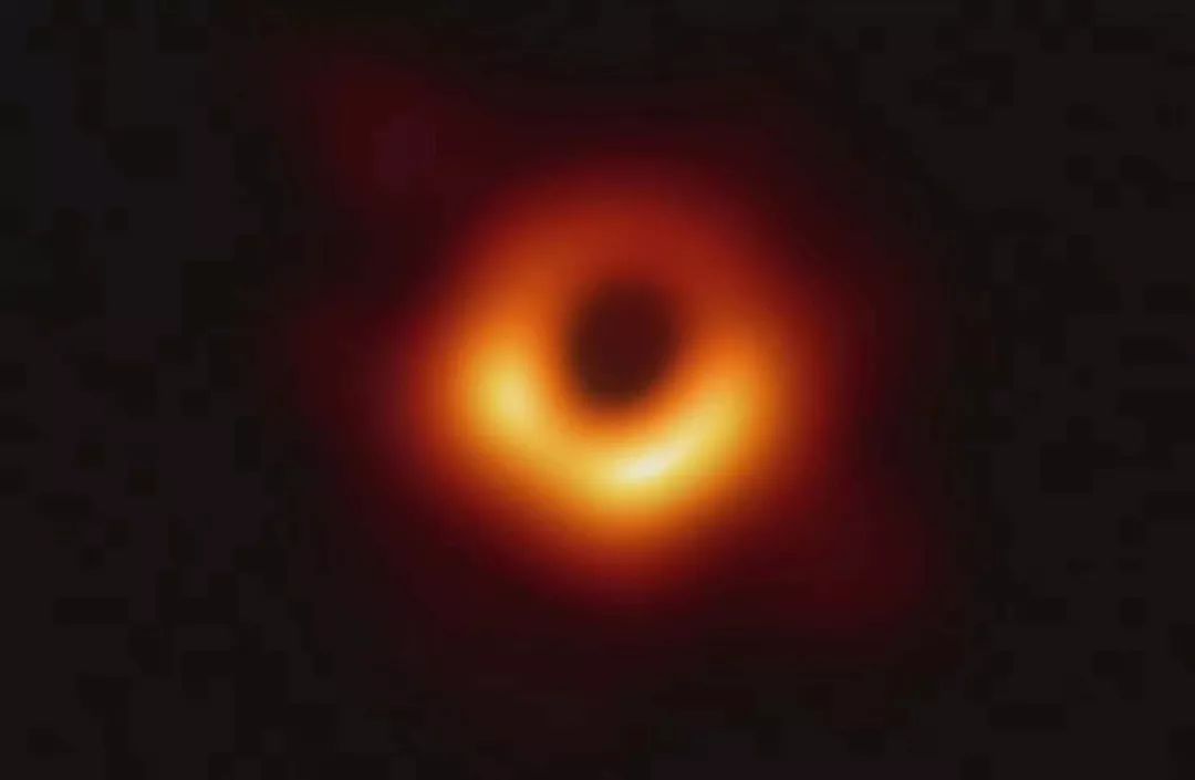 人类第一张黑洞照片，被品牌们玩坏了哈哈哈哈哈哈